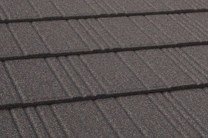 Серый валун