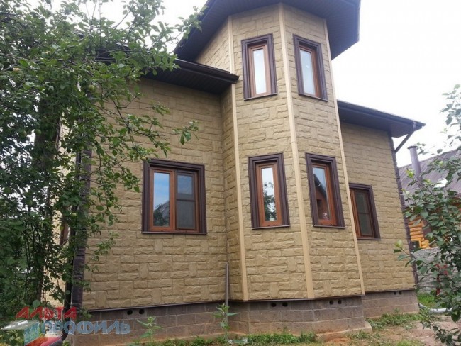 Панель гранит (уральский)